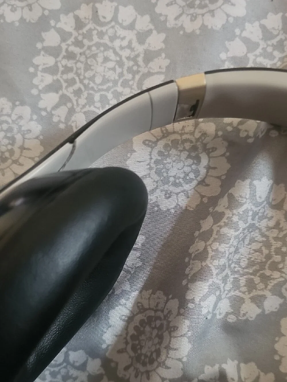 Studio Wireless Over-Ear Headphones - Black